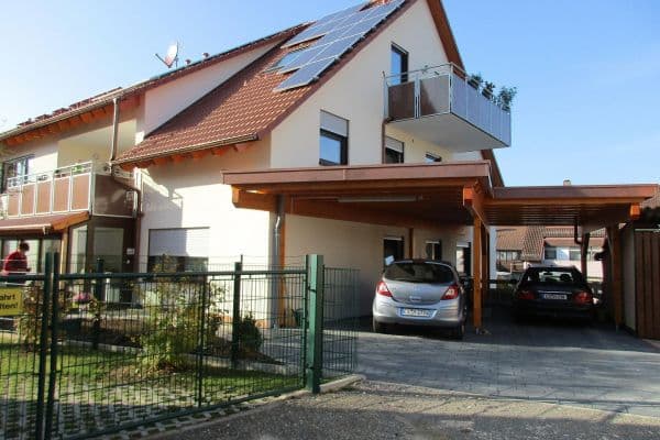 Prenájom bytu 4-izbový 104 m², Neuffen Prenájom bytu 4-izbový 104 m², Neuffen