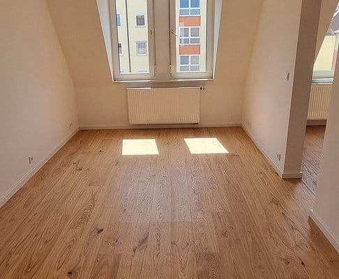 Prenájom bytu 2-izbový 42 m², Schillerstraße 4, Nürnberg Prenájom bytu 2-izbový 42 m², Schillerstraße 4, Nürnberg