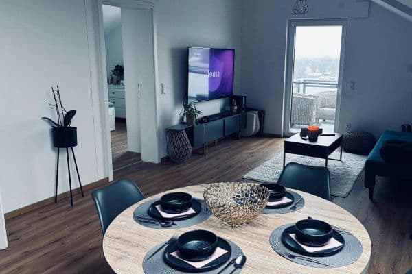 Prenájom bytu 3-izbový 70 m², Hofkirchen Prenájom bytu 3-izbový 70 m², Hofkirchen
