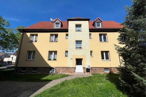 Prenájom bytu 3-izbový 75 m², Ernst-Thälmann-Straße 50, Roitzsch Prenájom bytu 3-izbový 75 m², Ernst-Thälmann-Straße 50, Roitzsch