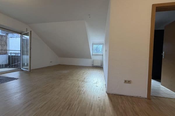 Prenájom bytu 3-izbový 91 m², Cleebronn Prenájom bytu 3-izbový 91 m², Cleebronn