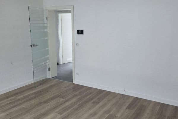Prenájom bytu 3-izbový 78 m², Nordstr. 95, Krefeld Prenájom bytu 3-izbový 78 m², Nordstr. 95, Krefeld