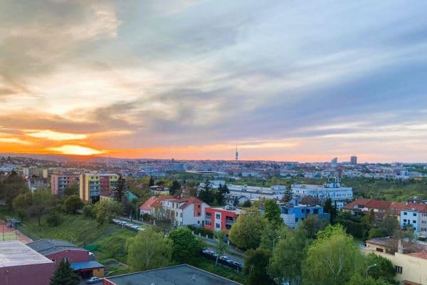 Prenájom bytu Garsoniéra 25 m², Jabloňová, Praha Prenájom bytu Garsoniéra 25 m², Jabloňová, Praha