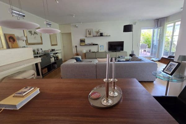 Predaj bytu 3-izbový 109 m², Frankfurt Predaj bytu 3-izbový 109 m², Frankfurt