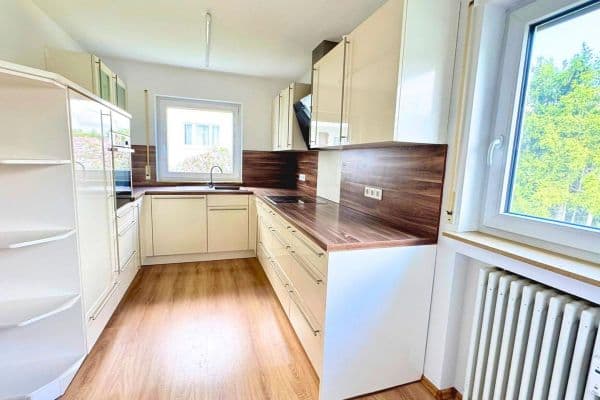 Prenájom bytu 3-izbový 73 m², Machtolsheimer Weg 4, Laichingen Prenájom bytu 3-izbový 73 m², Machtolsheimer Weg 4, Laichingen