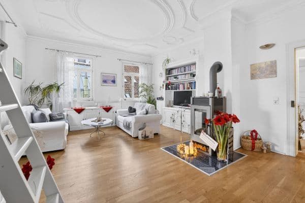 Predaj bytu 4-izbový 114 m², Esslingen Predaj bytu 4-izbový 114 m², Esslingen