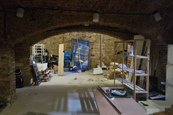 Prenájom nebytového priestoru 150 m², Marie Cibulkové, Praha Prenájom nebytového priestoru 150 m², Marie Cibulkové, Praha