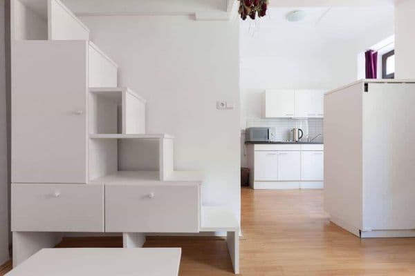 Prenájom bytu 1-izbový 30 m², Na Petynce, Praha Prenájom bytu 1-izbový 30 m², Na Petynce, Praha
