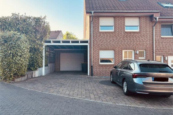 Predaj domu 121 m², pozemek 324 m², Sandstrasse 62, Frechen Predaj domu 121 m², pozemek 324 m², Sandstrasse 62, Frechen