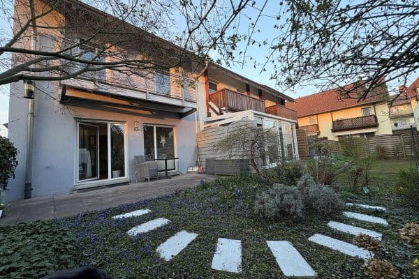 Predaj domu 140 m², pozemek 156 m², Neulußheim Predaj domu 140 m², pozemek 156 m², Neulußheim