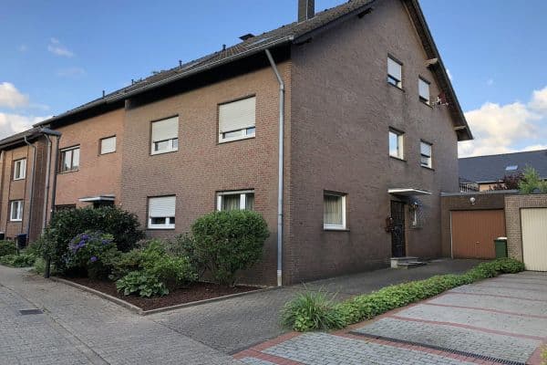 Predaj domu 235 m², pozemek 394 m², Aachen-Brand Predaj domu 235 m², pozemek 394 m², Aachen-Brand