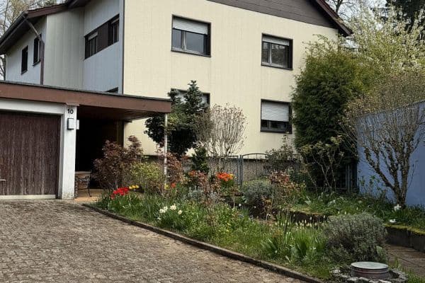 Predaj domu 218 m², pozemek 637 m², Pforzheim Predaj domu 218 m², pozemek 637 m², Pforzheim