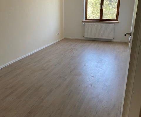 Prenájom bytu 1-izbový 37 m², Heinrichstr. 43, Fulda, Hesensko Prenájom bytu 1-izbový 37 m², Heinrichstr. 43, Fulda, Hesensko