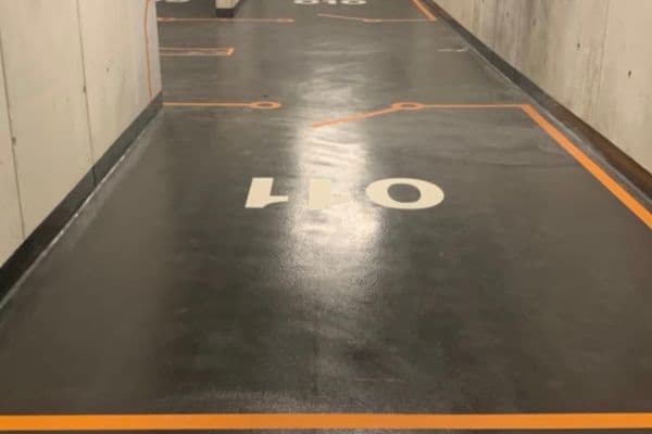 Prenájom garáže 22 m², Svatošových, Praha Prenájom garáže 22 m², Svatošových, Praha