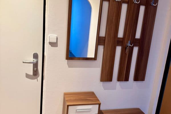 Prenájom bytu 2-izbový 63 m², Budovatelská, Třemošná Prenájom bytu 2-izbový 63 m², Budovatelská, Třemošná