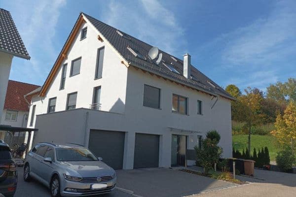 Prenájom bytu 4-izbový 90 m², Heilbronn / Biberach Prenájom bytu 4-izbový 90 m², Heilbronn / Biberach