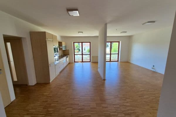 Prenájom bytu 3-izbový 111 m², Vránova, Brno Prenájom bytu 3-izbový 111 m², Vránova, Brno