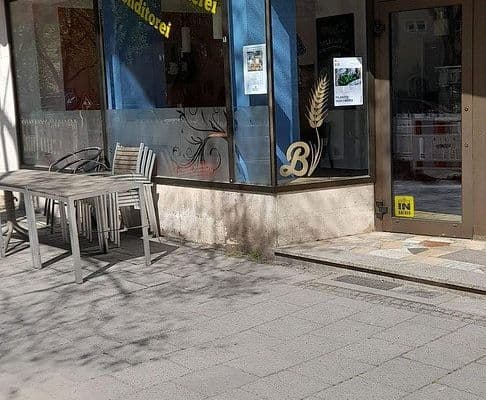 Prenájom nebytového priestoru 120 m², Führichstr. 41, München, Bavorsko Prenájom nebytového priestoru 120 m², Führichstr. 41, München, Bavorsko