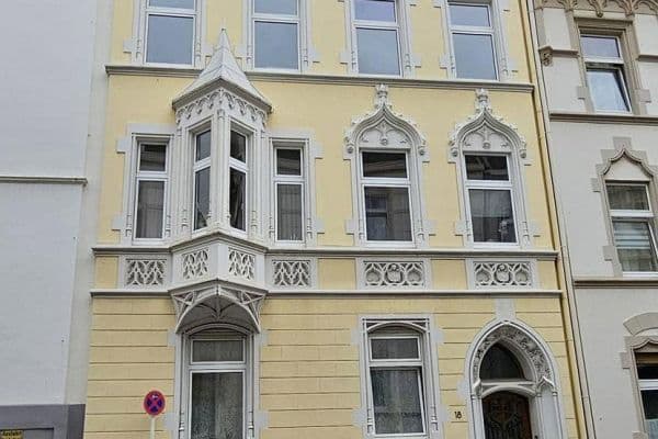 Prenájom bytu 4-izbový 100 m², Stieglitzstr., Wuppertal Prenájom bytu 4-izbový 100 m², Stieglitzstr., Wuppertal
