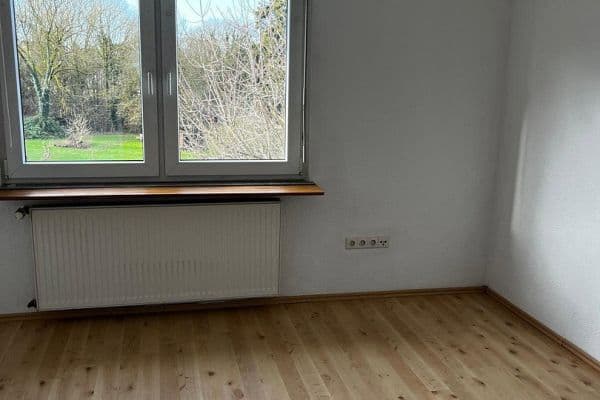 Prenájom bytu 2-izbový 50 m², Leverkusen Bergisch-Neukirchen, Severné Porýnie - Westfálsko Prenájom bytu 2-izbový 50 m², Leverkusen Bergisch-Neukirchen, Severné Porýnie - Westfálsko