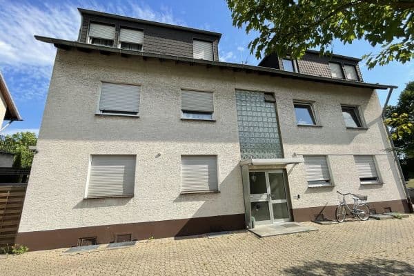 Prenájom bytu 3-izbový 89 m², Im Bruch 1a, Köln, Severné Porýnie - Westfálsko Prenájom bytu 3-izbový 89 m², Im Bruch 1a, Köln, Severné Porýnie - Westfálsko