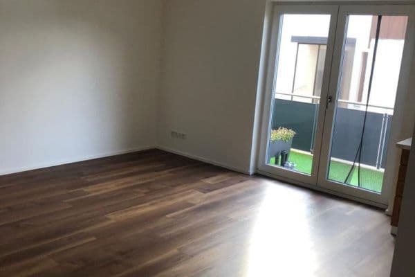 Prenájom bytu 3-izbový 80 m², Kipfenberg, Bavorsko Prenájom bytu 3-izbový 80 m², Kipfenberg, Bavorsko