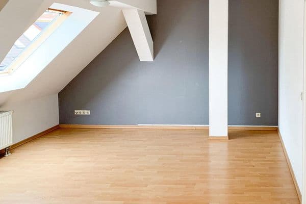 Prenájom bytu 2-izbový 55 m², Leipzig, Sasko Prenájom bytu 2-izbový 55 m², Leipzig, Sasko