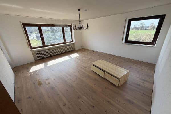 Prenájom bytu 4-izbový 120 m², Petershausen, Bavorsko Prenájom bytu 4-izbový 120 m², Petershausen, Bavorsko