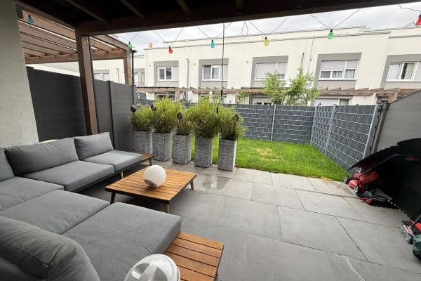Prenájom domu 138 m², pozemek 100 m², Uli-biesinger-weg 7d, Augsburg Prenájom domu 138 m², pozemek 100 m², Uli-biesinger-weg 7d, Augsburg