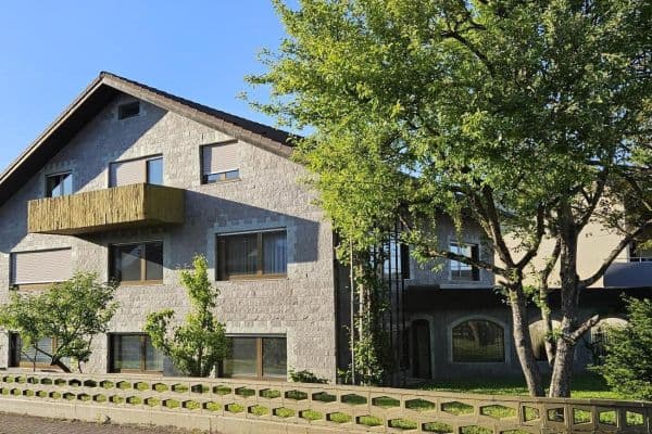 Predaj domu 330 m², pozemek 745 m², Zuzenhausen Predaj domu 330 m², pozemek 745 m², Zuzenhausen
