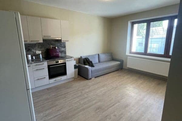 Prenájom bytu 4-izbový 73 m², Dačického, Brno Prenájom bytu 4-izbový 73 m², Dačického, Brno