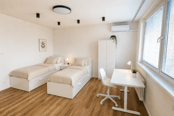 Prenájom bytu 3-izbový 74 m², Lamačova, Praha Prenájom bytu 3-izbový 74 m², Lamačova, Praha