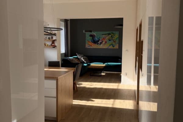 Predaj bytu 3-izbový 97 m², Revoluční, Jablonec nad Nisou Predaj bytu 3-izbový 97 m², Revoluční, Jablonec nad Nisou