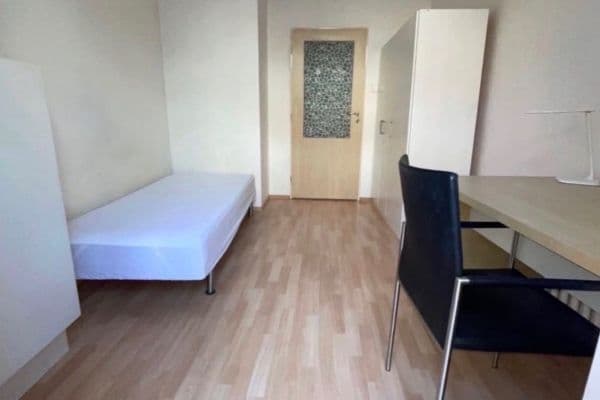 Prenájom bytu 20 m², Londýnská, Praha, Praha Prenájom bytu 20 m², Londýnská, Praha, Praha