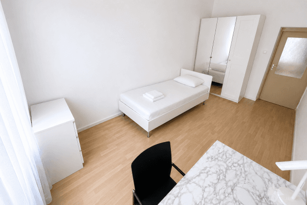Prenájom bytu 18 m², Londýnská, Praha Prenájom bytu 18 m², Londýnská, Praha