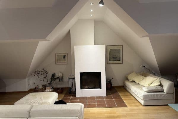 Prenájom bytu 2-izbový 89 m², Simmernstraße 12, München, Bavorsko Prenájom bytu 2-izbový 89 m², Simmernstraße 12, München, Bavorsko