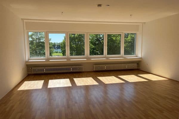Prenájom bytu 3-izbový 77 m², Alfred-Schütte-Allee 162, Köln Prenájom bytu 3-izbový 77 m², Alfred-Schütte-Allee 162, Köln