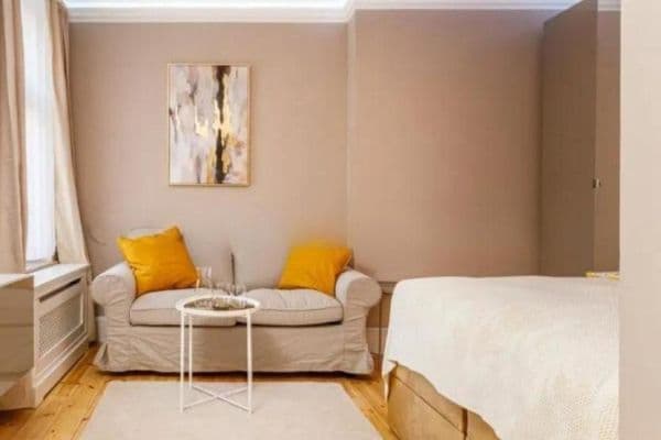 Prenájom bytu 3-izbový 45 m², Gitschiner Strasse 89, Berlin, Berlín Prenájom bytu 3-izbový 45 m², Gitschiner Strasse 89, Berlin, Berlín