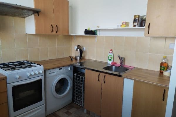 Prenájom bytu 1-izbový 35 m², Hraniční, Olomouc Prenájom bytu 1-izbový 35 m², Hraniční, Olomouc
