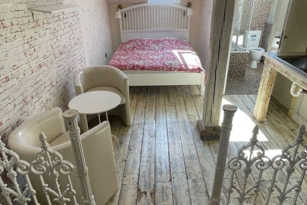 Prenájom bytu 1-izbový 25 m², Lublaňská, Praha Prenájom bytu 1-izbový 25 m², Lublaňská, Praha