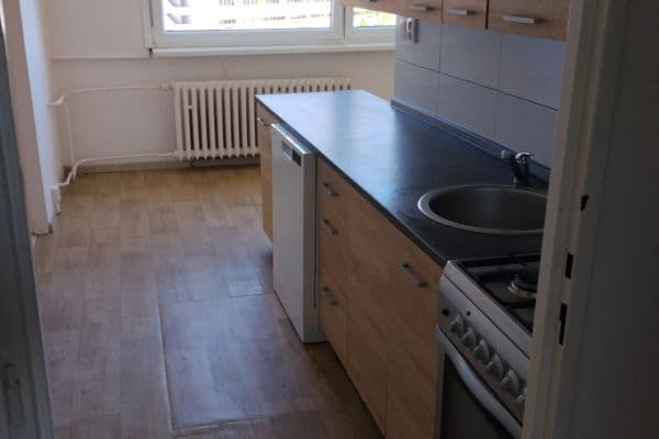 Prenájom bytu 2-izbový 62 m², Březenecká, Chomutov, Ústecký kraj Prenájom bytu 2-izbový 62 m², Březenecká, Chomutov, Ústecký kraj