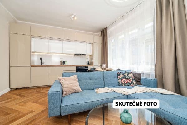 Predaj bytu 1-izbový 35 m², Pobřežní, Praha, Praha Predaj bytu 1-izbový 35 m², Pobřežní, Praha, Praha