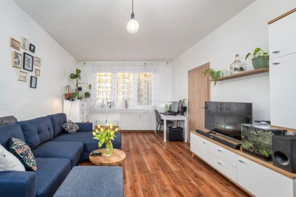Prenájom bytu 2-izbový 43 m², Vodňanská, České Budějovice Prenájom bytu 2-izbový 43 m², Vodňanská, České Budějovice