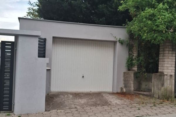 Prenájom garáže 20 m², Praha Prenájom garáže 20 m², Praha
