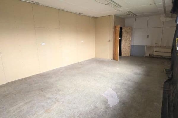 Prenájom nebytového priestoru 1 m², Mittenfeldstr. 6, Göppingen-Jebenhausen Prenájom nebytového priestoru 1 m², Mittenfeldstr. 6, Göppingen-Jebenhausen