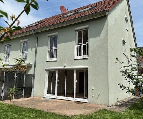 Predaj domu 161 m², pozemek 323 m², Eschborn Predaj domu 161 m², pozemek 323 m², Eschborn