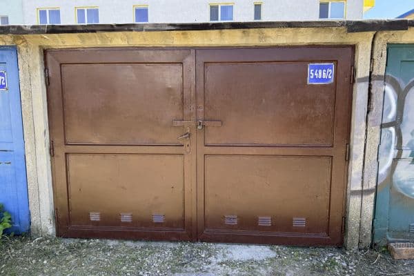 Prenájom garáže 18 m², Ružinov Prenájom garáže 18 m², Ružinov