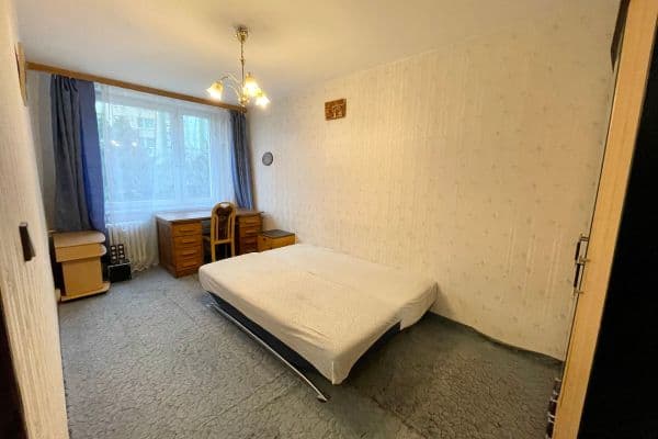Prenájom bytu 3-izbový 14 m², Hrudičkova, Praha Prenájom bytu 3-izbový 14 m², Hrudičkova, Praha