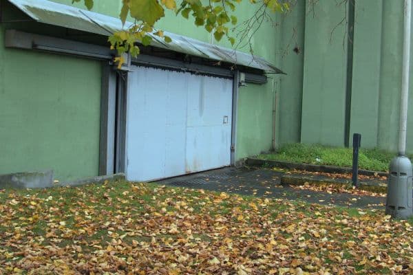 Prenájom garáže 16 m², Štúrova, Praha Prenájom garáže 16 m², Štúrova, Praha