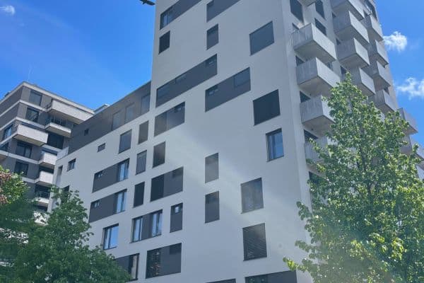 Prenájom bytu 1-izbový 38 m², Hábova, Praha Prenájom bytu 1-izbový 38 m², Hábova, Praha